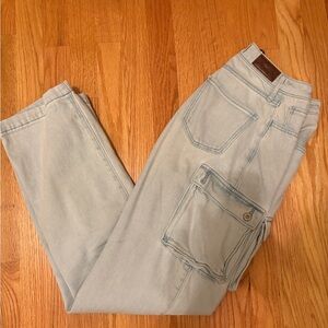Hollister Cargo Jeans​